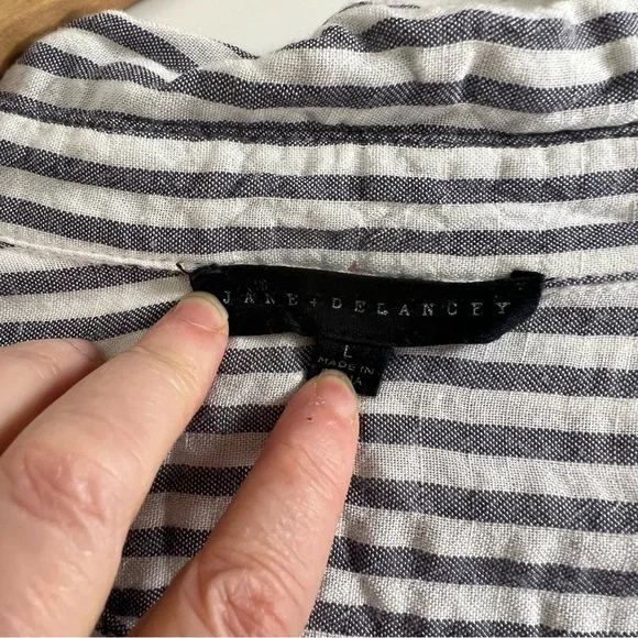 Jane and Delaney Large Elegant gray and White Striped Button Down Shirt - Picture 3 of 7